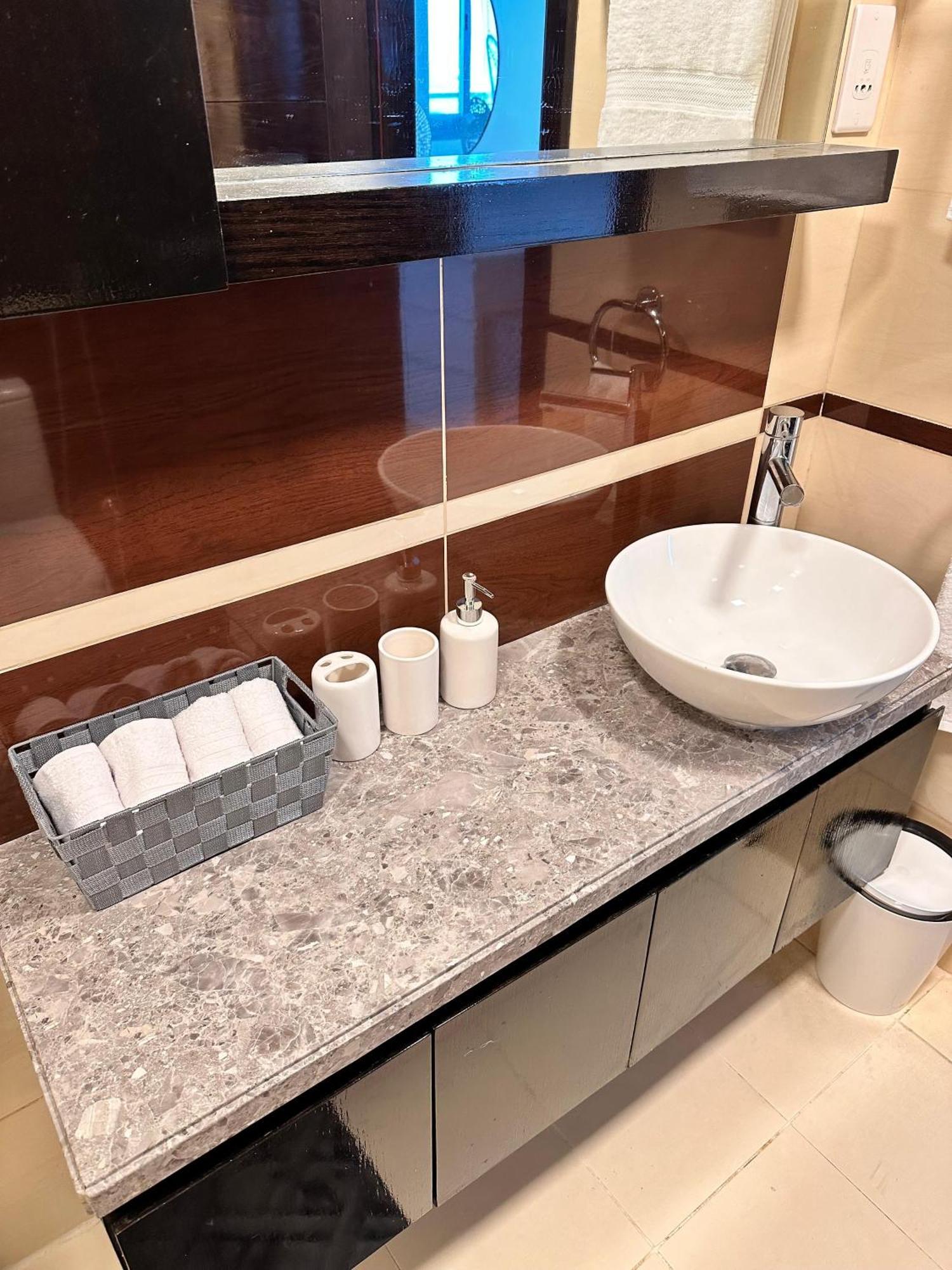 דובאי Wonderful Two Bed Room With Full Marina View מראה חיצוני תמונה